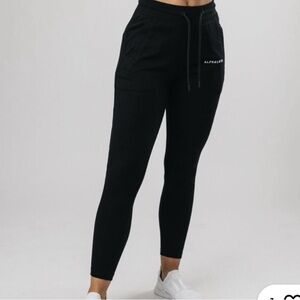Alphalete (S) black zipper pocket drawstring tapered leg jogger gym pants